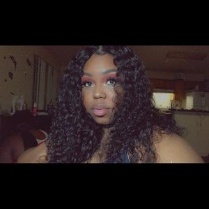 Meet your Posher, Eboni